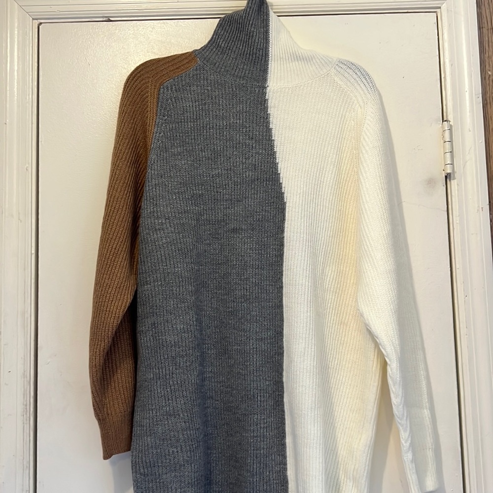 Color Block Turtle Neck Raglan Sleeve sweater dress🤩🤩🤩